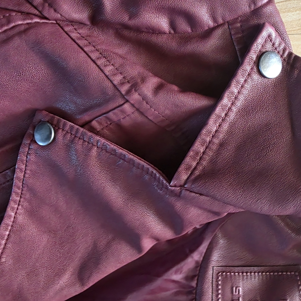 Max Studio Maroon Leather Jacket - image 5